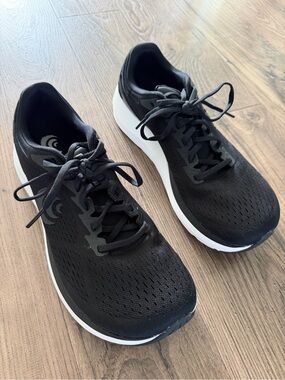 New Topo Athletic 9